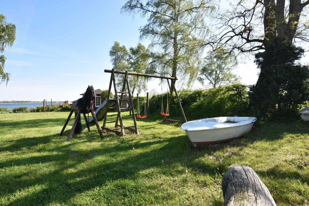 "Villa Seeheim" Ferienobjekt Direkt Am Wasser Ovs 692 Gustow  Exterior photo
