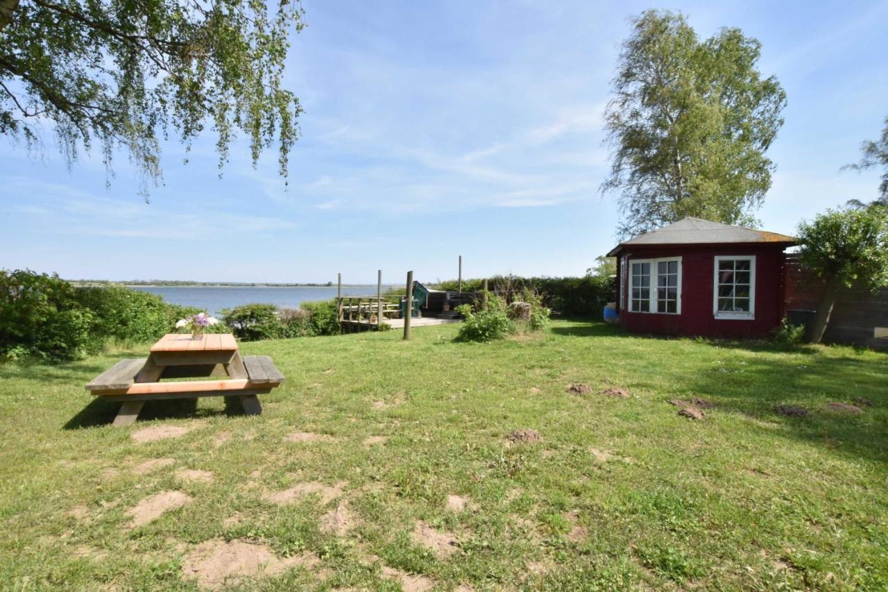 "Villa Seeheim" Ferienobjekt Direkt Am Wasser Ovs 692 Gustow  Exterior photo